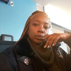 Meet your Posher, Pearline